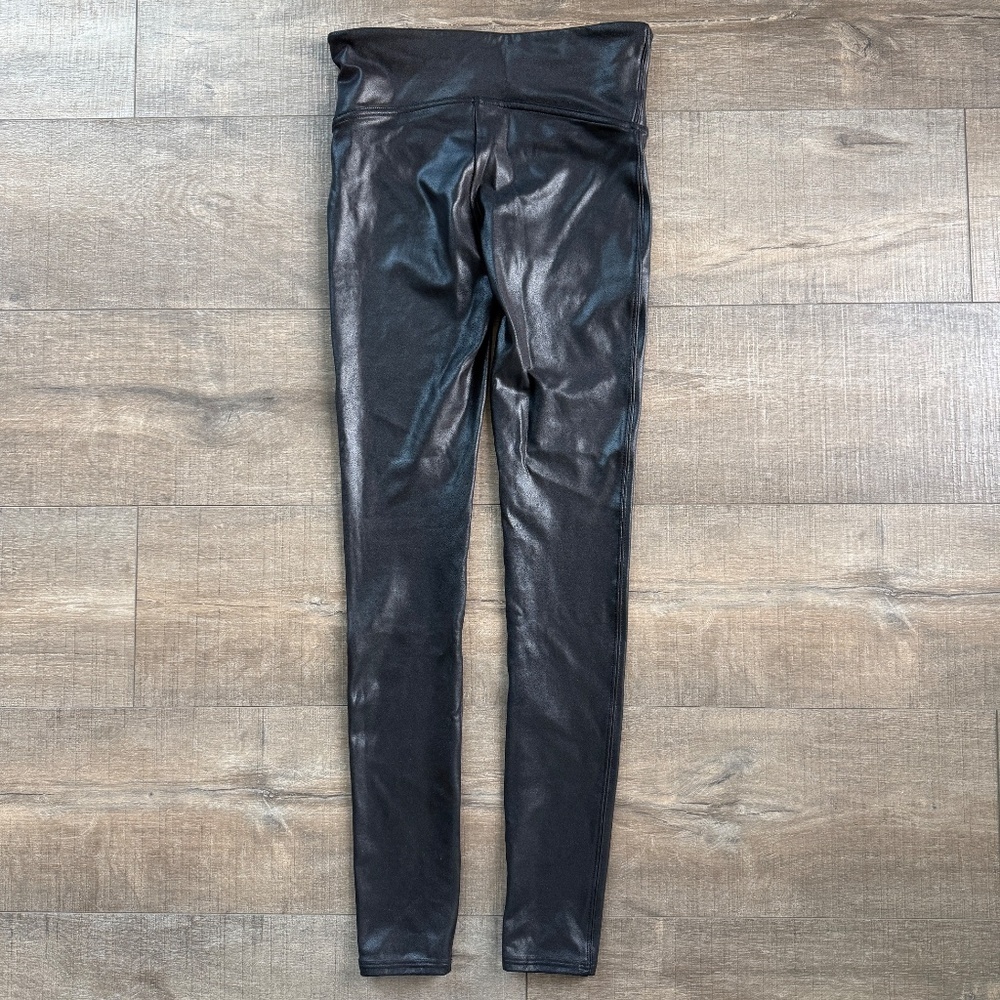 SPANX faux leather leggings - Picture 7 of 9